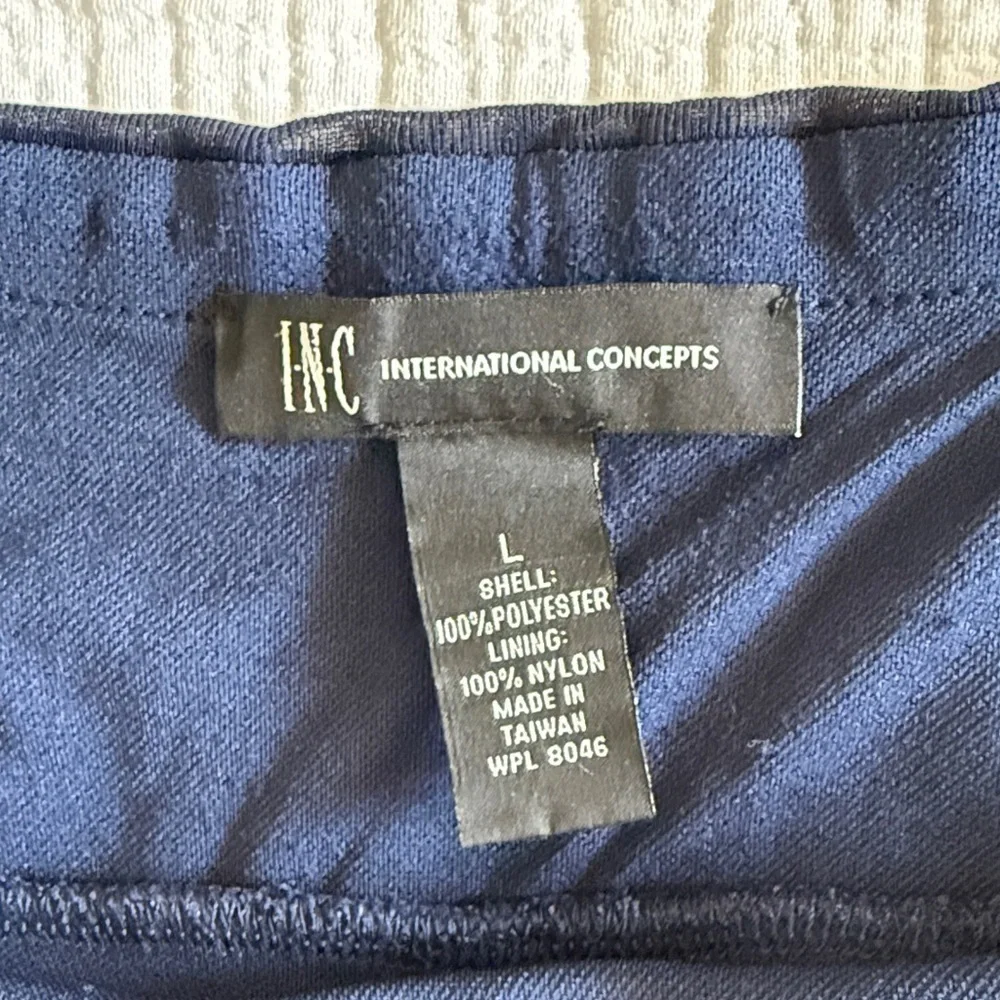 INC International Concepts Navy and White Ruffle Skirt / L